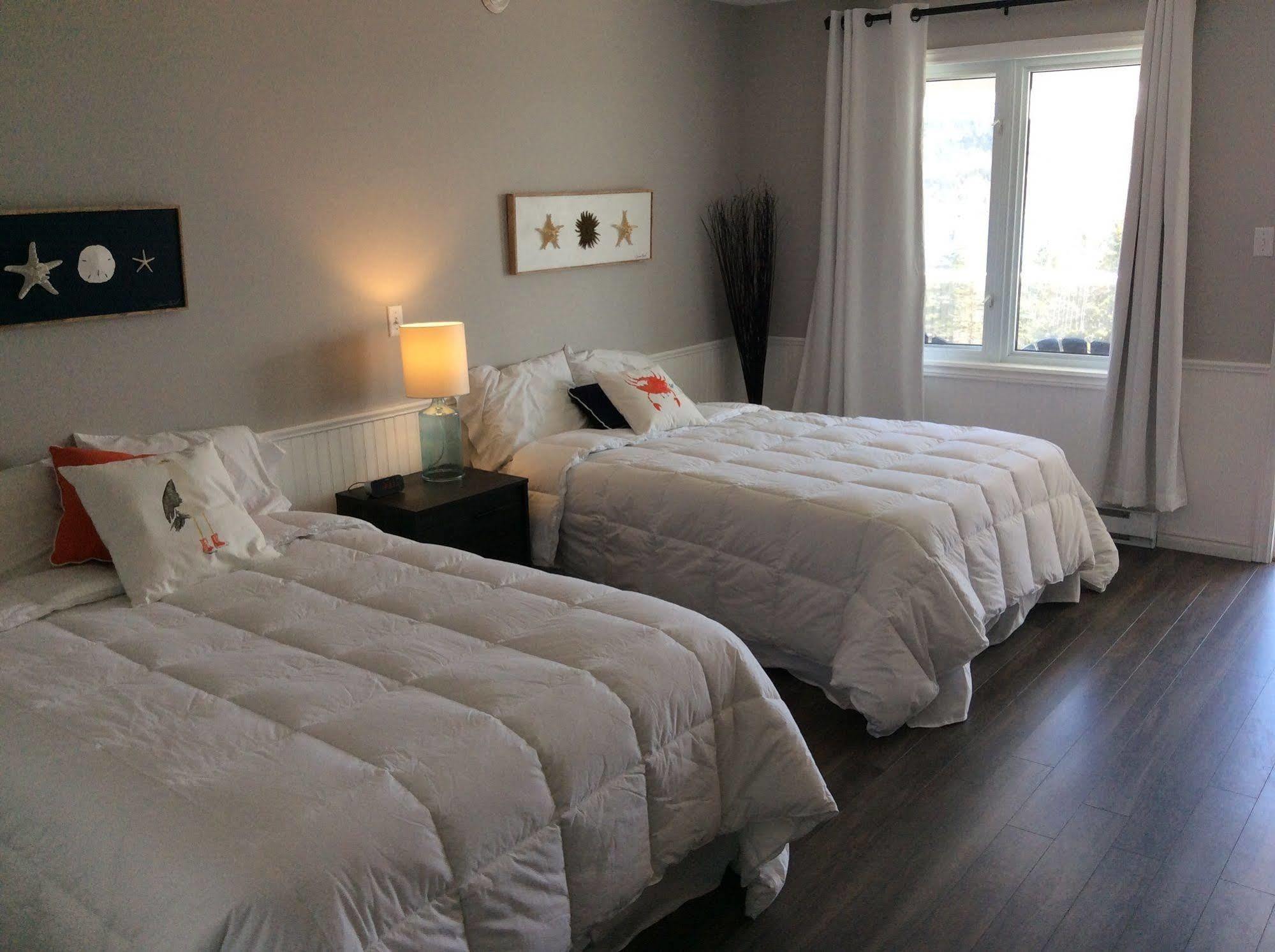 The Iona Heights Inn Esterno foto